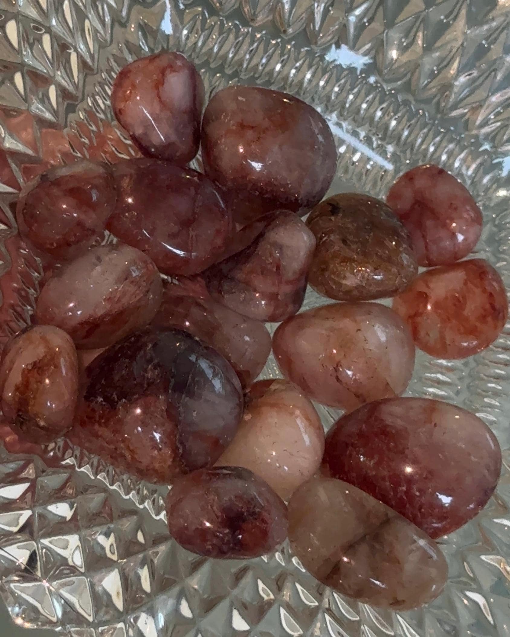 Fire Quartz Tumble Stone | Crystal for Focus, Confidence & Grounding, Anxiety