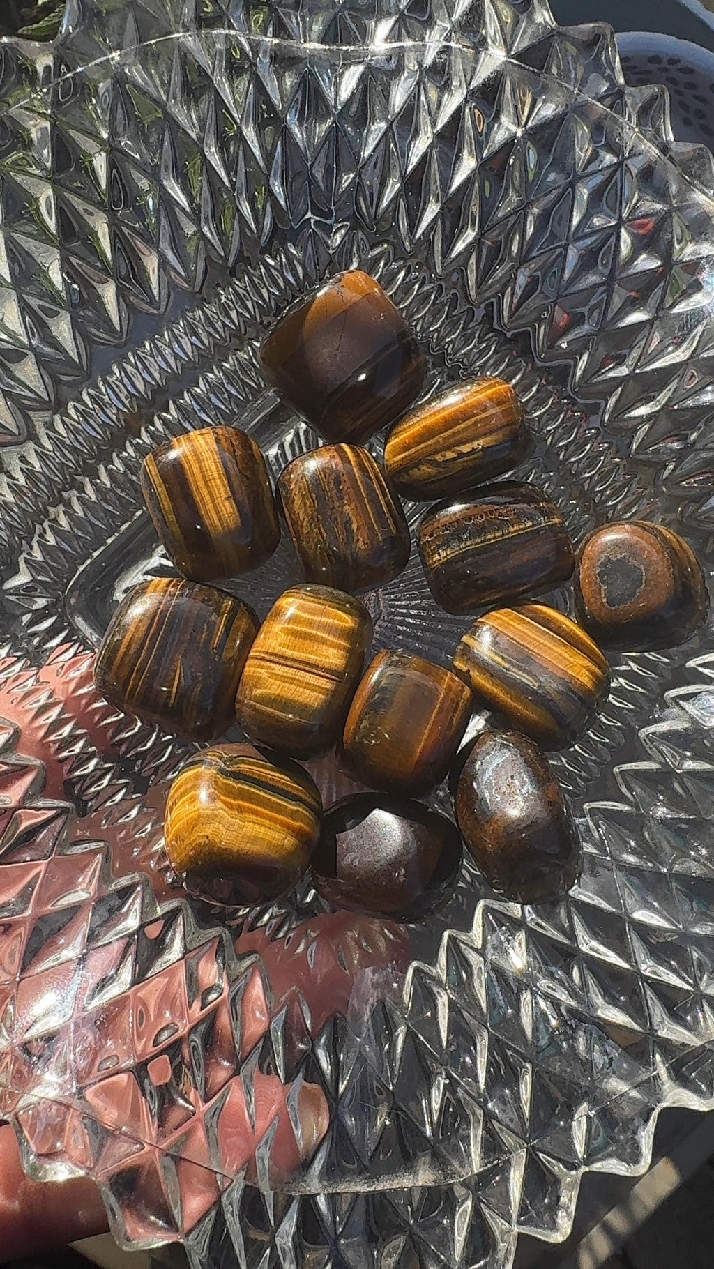 Tiger’s Eye Tumble Stone